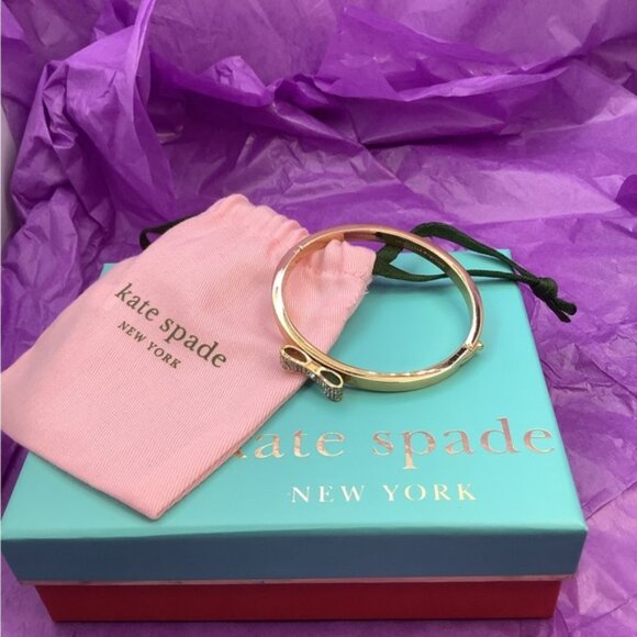 Kate Spade Rose Gold Rhinestones Bow hinged bangle Bracelet - Picture 1 of 6